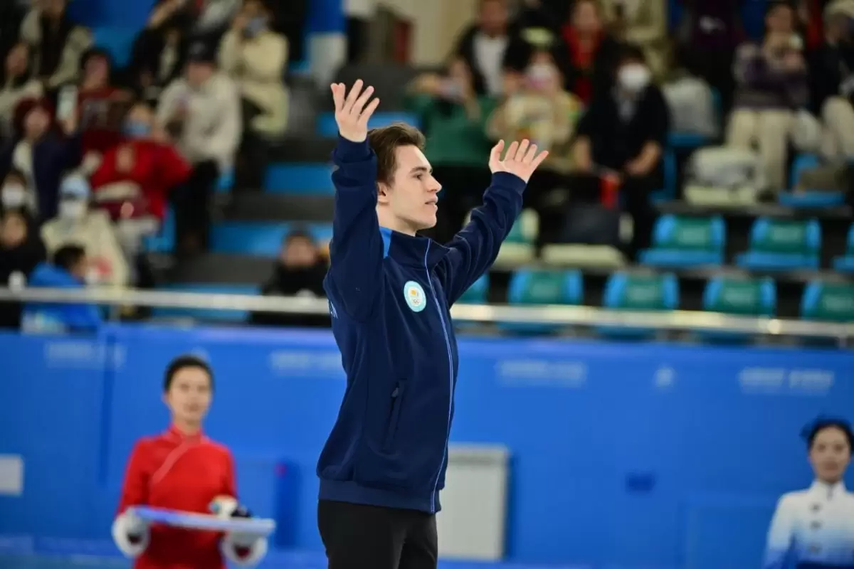 Қазақстан мәнерлеп сырғанаудан тарихи жетістікке жетті (ВИДЕО)