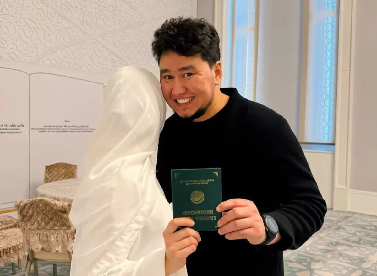 Жахан Отарғалиев сүйіктісіне тосын сый жасады (ВИДЕО)