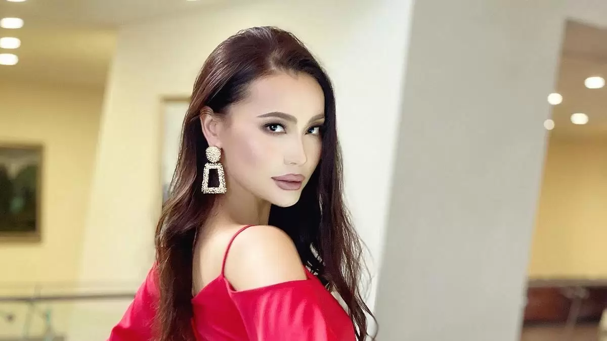 Жанар Дұғалованың нәзік бейнесі Қазнетті таңғалдырды (ФОТО)