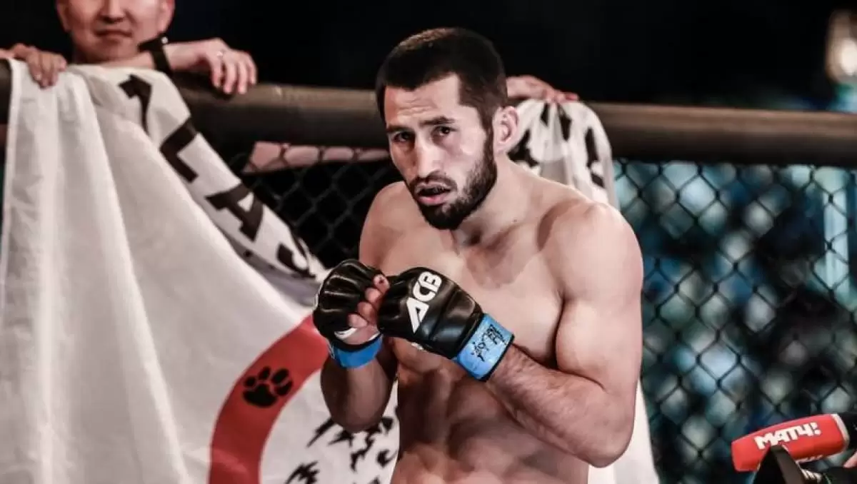 Арман Оспанов UFC экс-чемпионымен супер жекпе-жек өткізеді