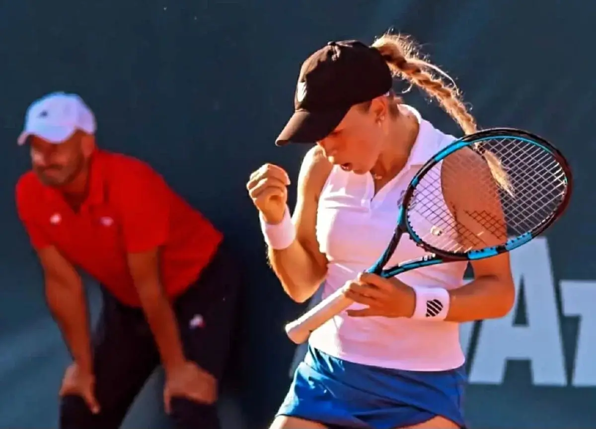 instagram/@tennishot_