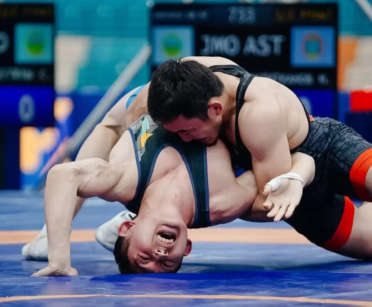 Астанадағы күрес шоуы: Қазақстан Кубогында кімдер чемпион атанды