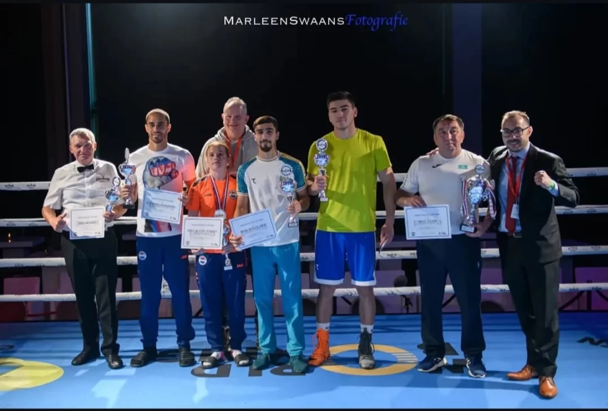 instagram/@eindhovenboxcup