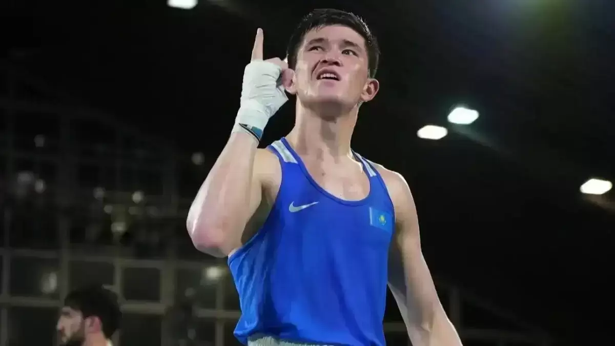 Кезекпен қынапта камминг жасайтын адамдар тобының жинағы