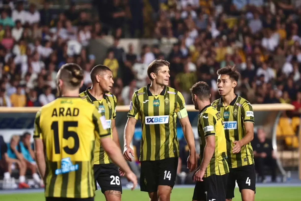 "Қайрат" - "Жеңіс": ҚПЛ матчының тікелей трансляциясы