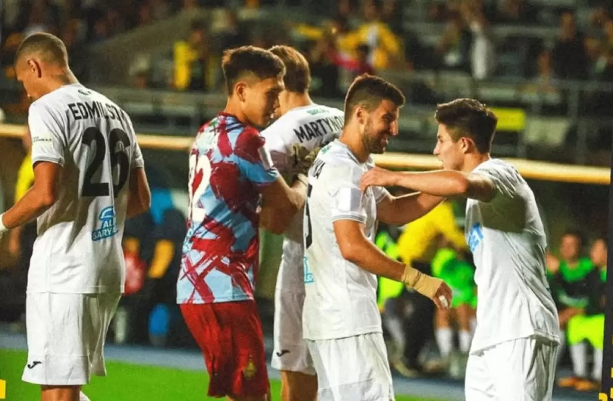 Сәтпаев шоу жасады: «Қайрат» қайтадан көш бастады