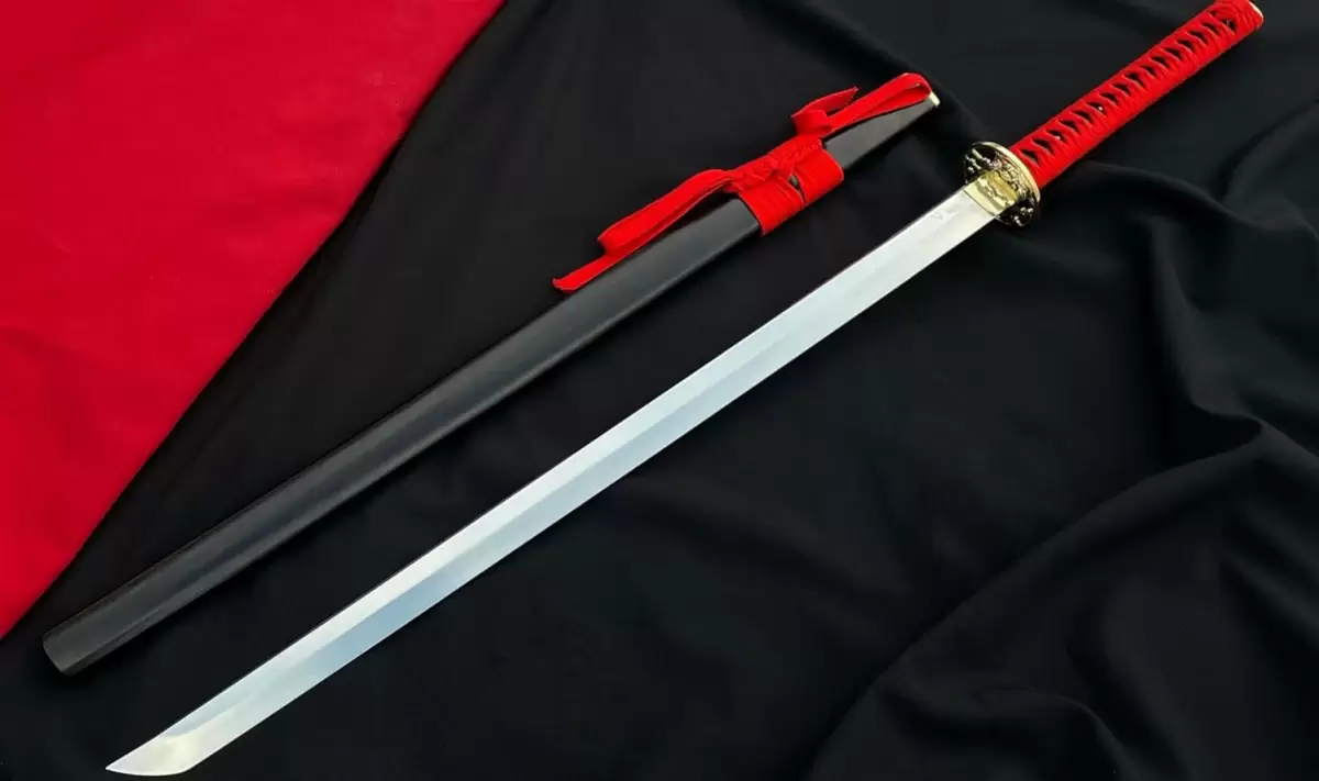 Қытайлық шебер қауіпті Гиннес рекордын орнатты (ВИДЕО)