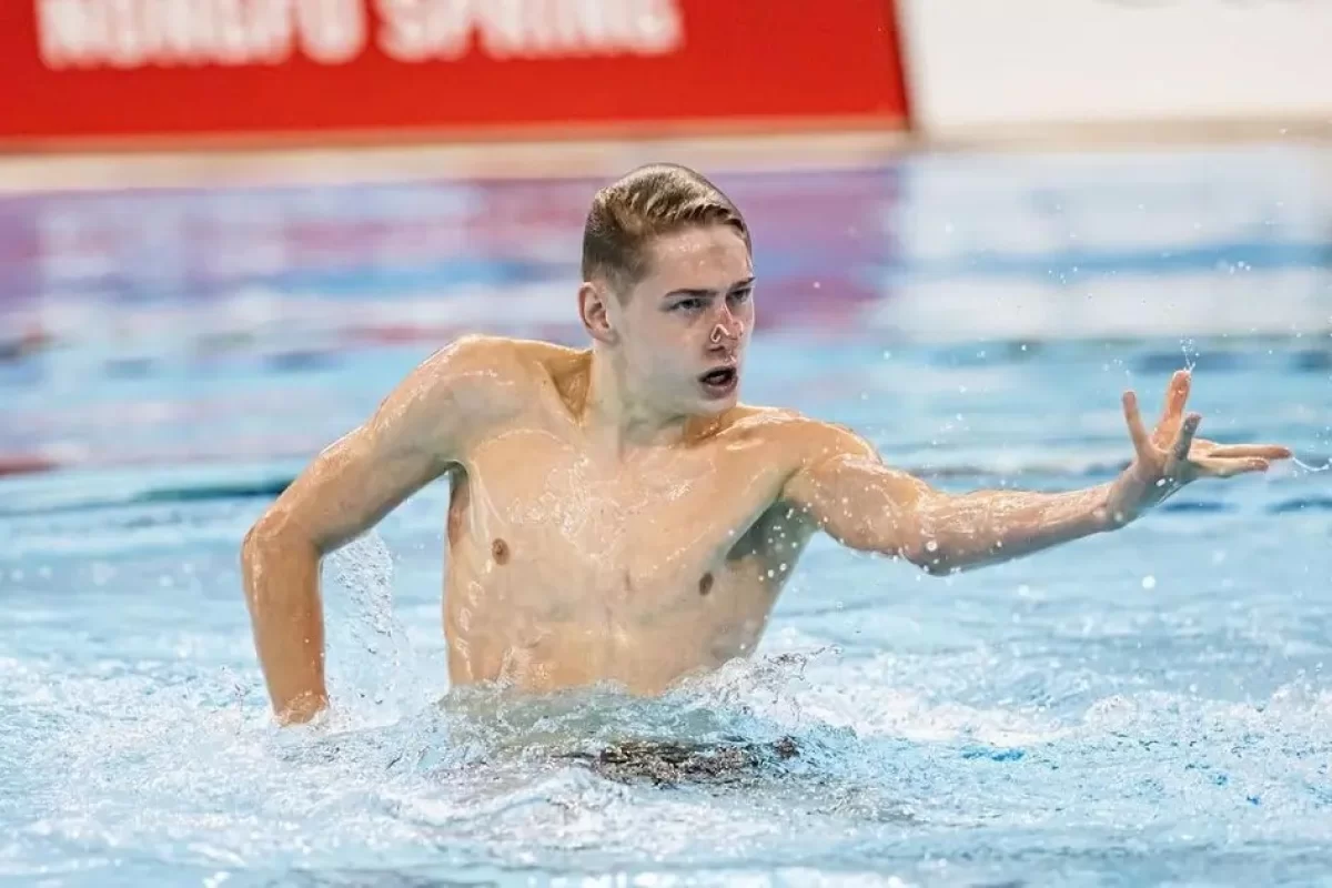 Үш алтын: Қазақстан құрамасы әртістік жүзуден Азия чемпионатында жеңіске жетті