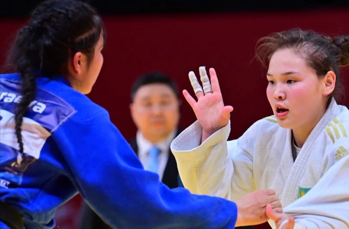 Қазақ қызы өзбек балуанын жеңіп, Азия ойындарының «алтын» медалін иеленді