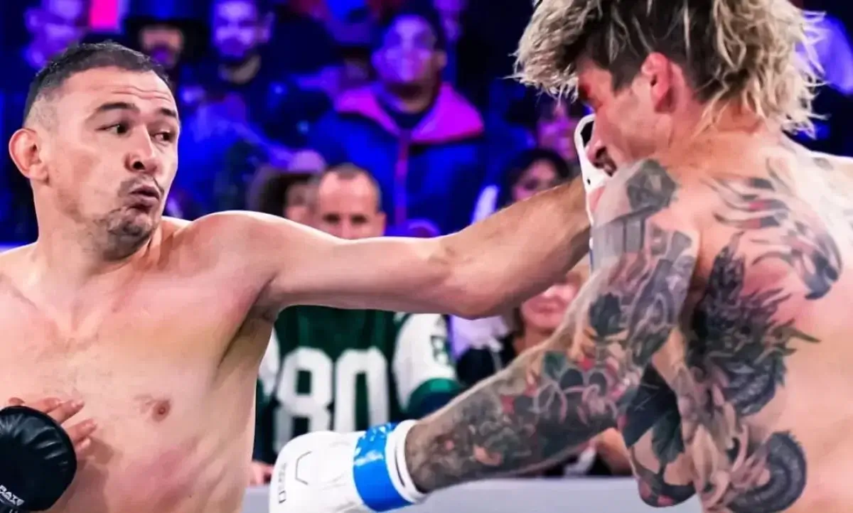 Дамир Ысмагұлов жаңа лигада нокаутпен жарқ етті