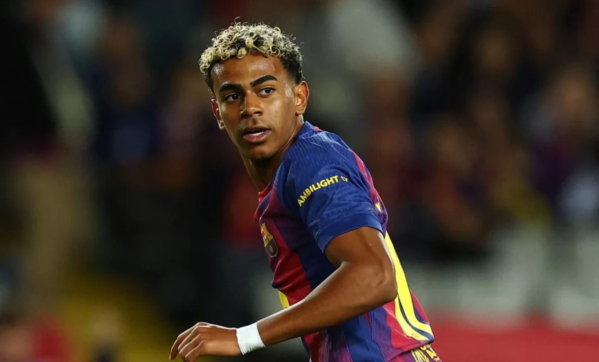 Ламин Ямальдың әкесі 23 жастағы аруға үйленгелі жатыр