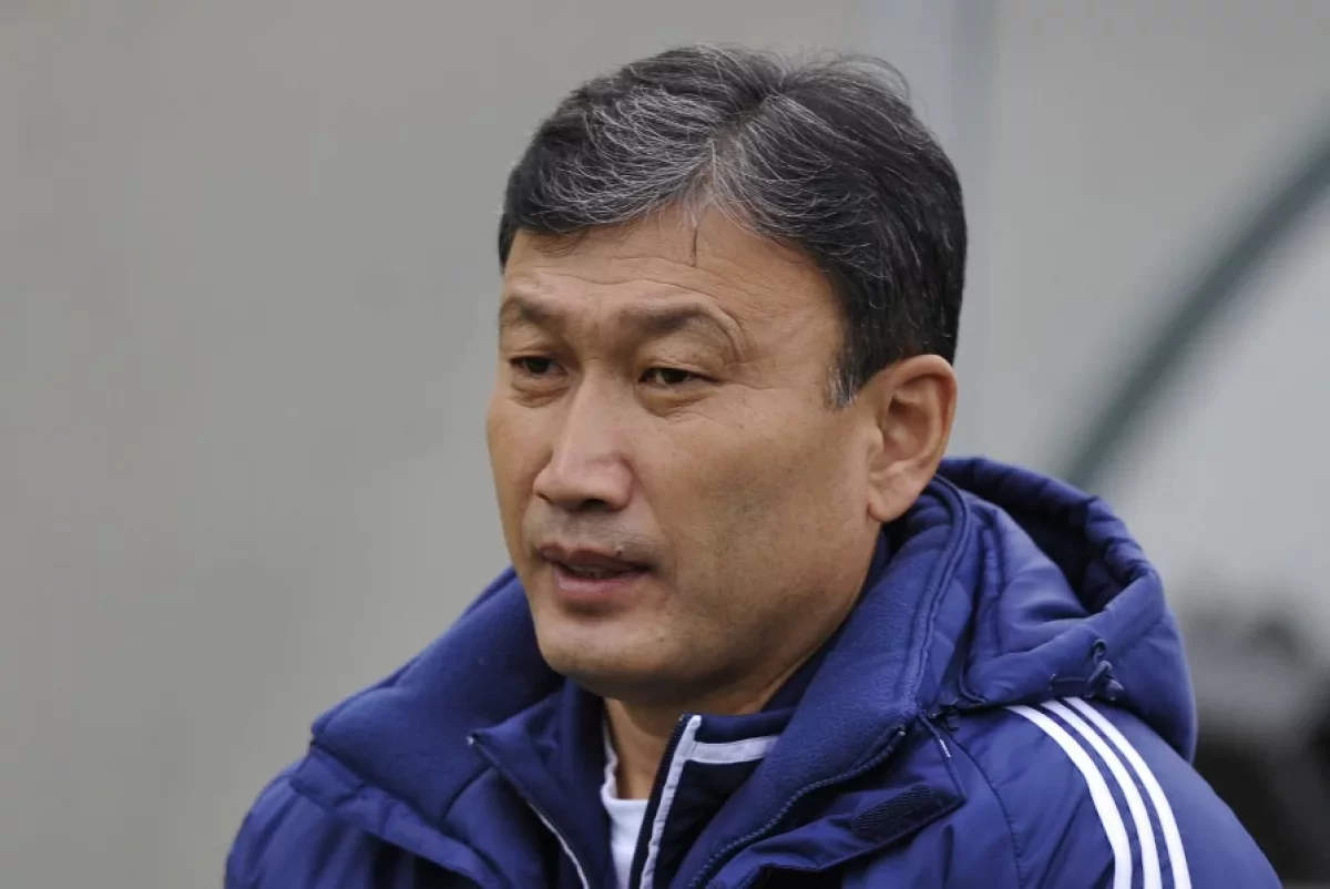 Дмитрий Огай екі дүркін ел чемпиондарын баптайды