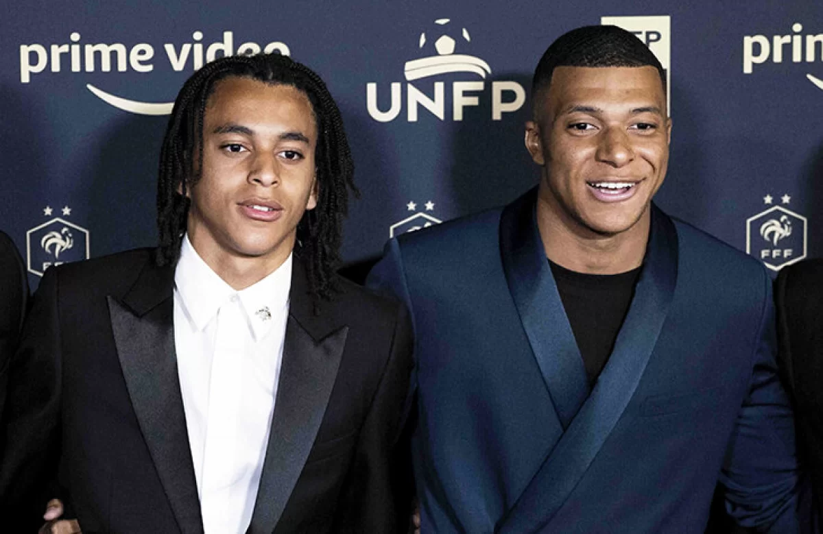 Мбаппе Алжир құрамасында ойнауы мүмкін