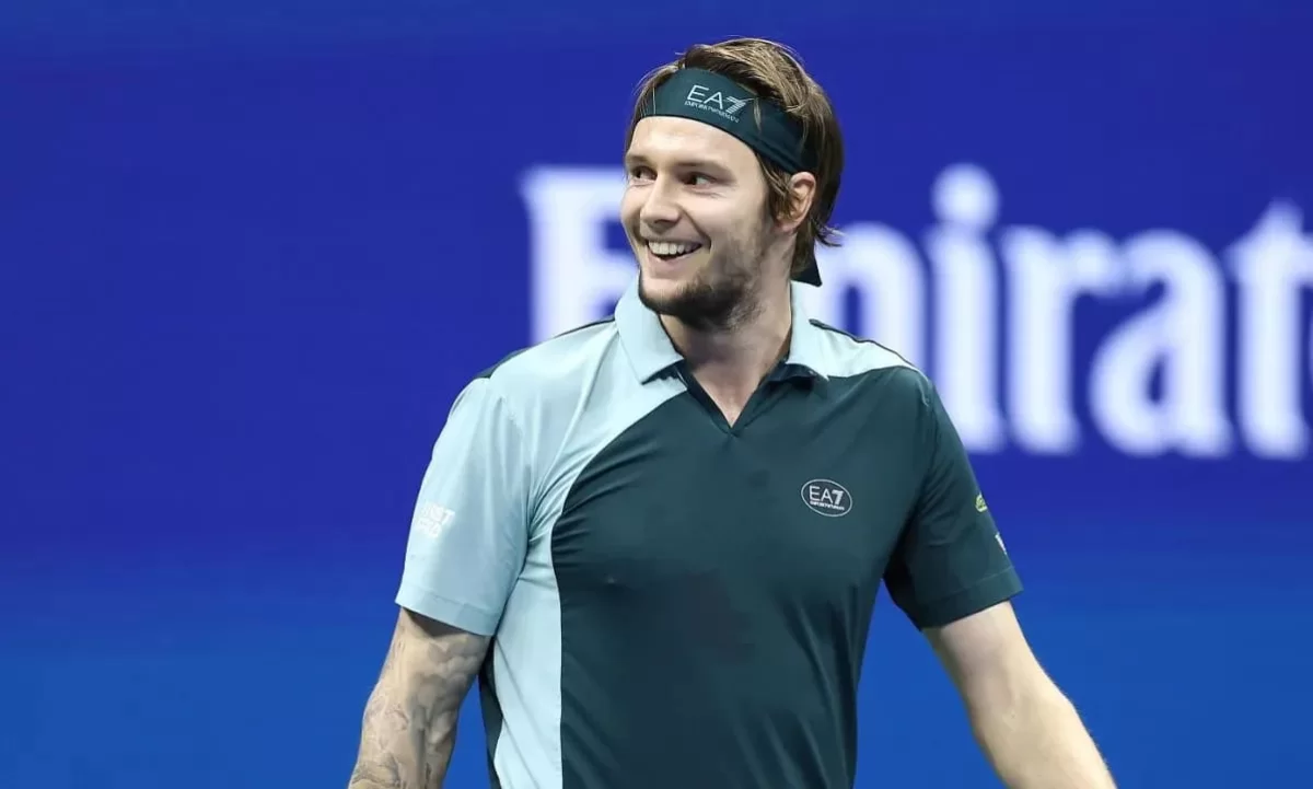 Александр Бублик маусымды рекордпен аяқтады