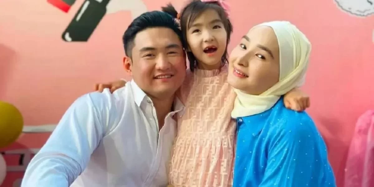 «Өмір әрқашан қалағаныңдай болмайды»: Төреғали Төреәлі қызының ауыр диагнозды естіген сәтін баяндады