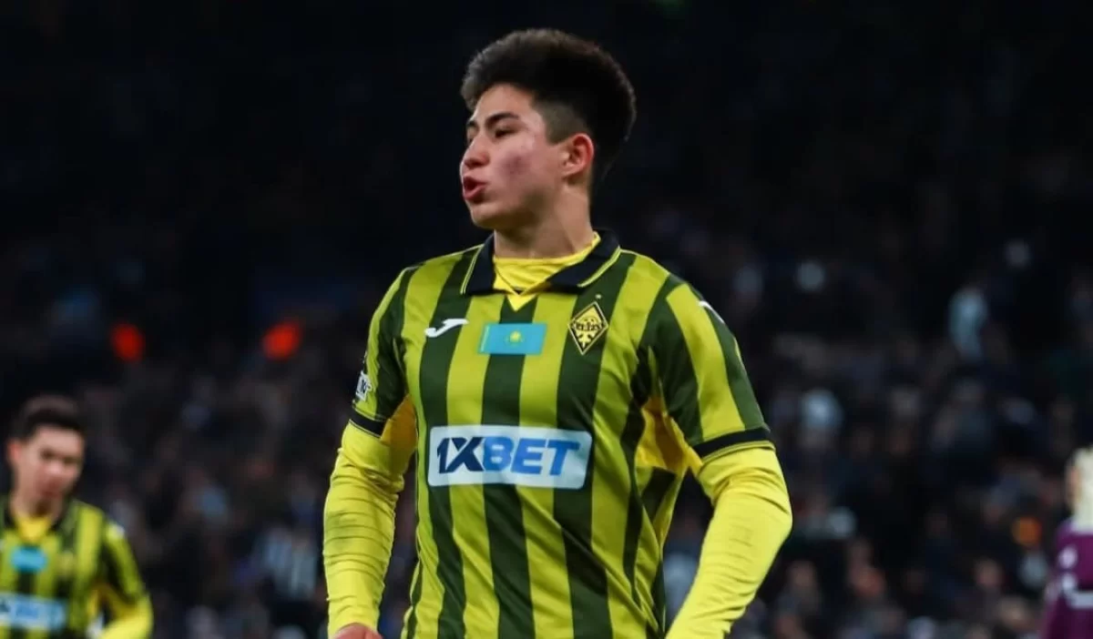 «Челси» Дастан Сәтпаевты жалға бермей, бірден негізгі командаға қоспақ