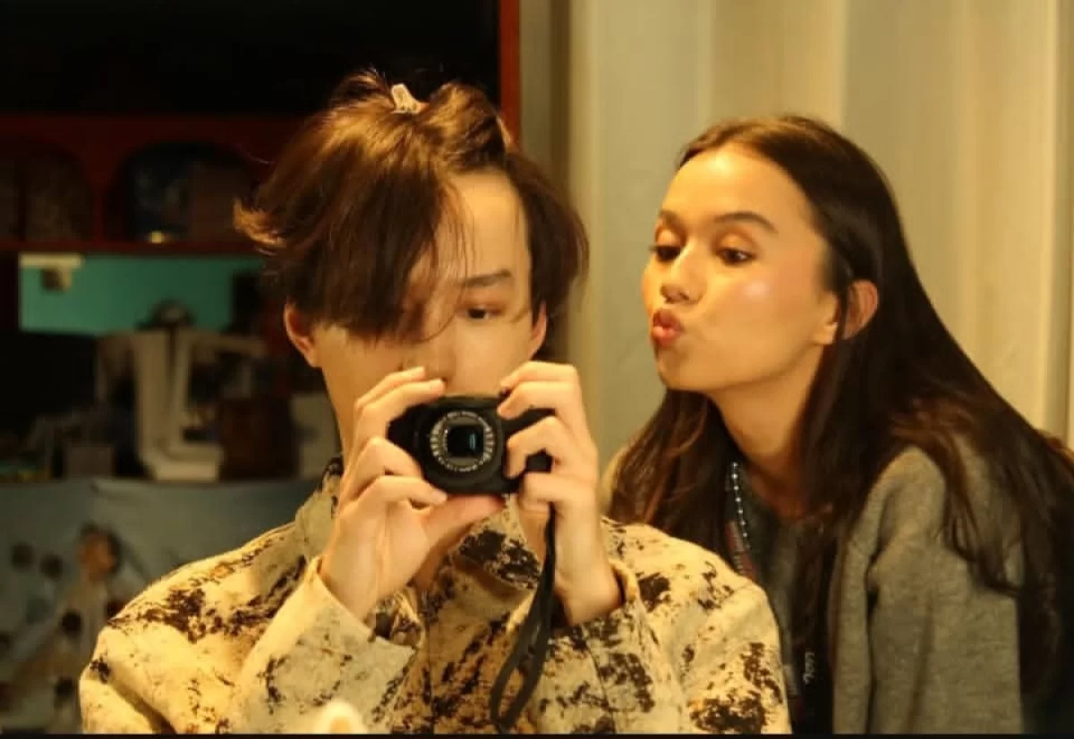 Димаш Құдайбергеннің отбасы жаңа суреттер жариялап, жанкүйерлерді ойға қалдырды