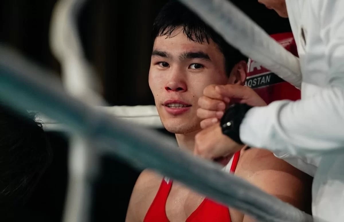 Сабыржан Аққалықов қарсыласын жойқын нокаутпен ұйықтатты (ВИДЕО)