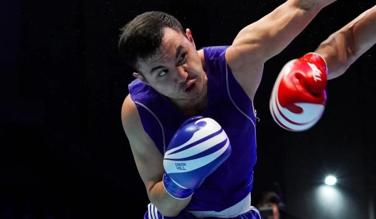 Қазақстандық боксшыға ӘЧ дауынан кейін кәсіби келісімшарт ұсынылады