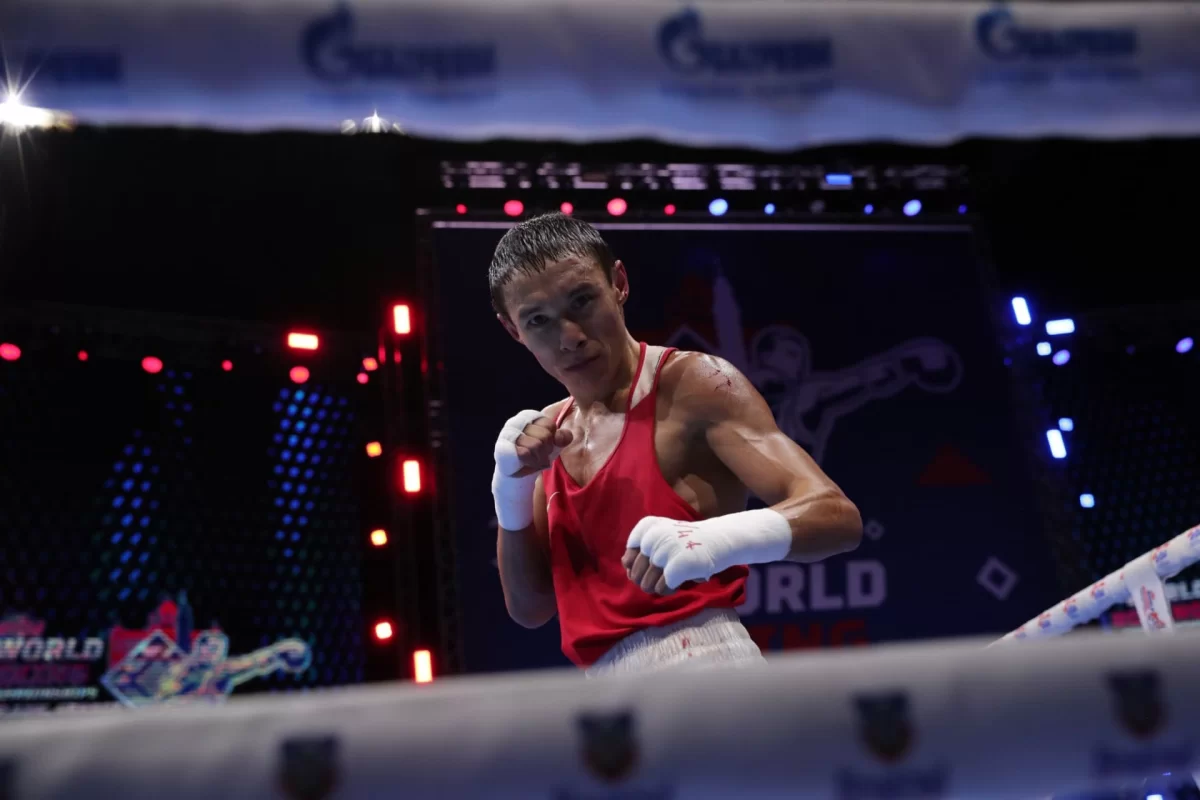 IBA ӘЧ: Қазақстан алғашқы медаль жеңіп алды (ВИДЕО)