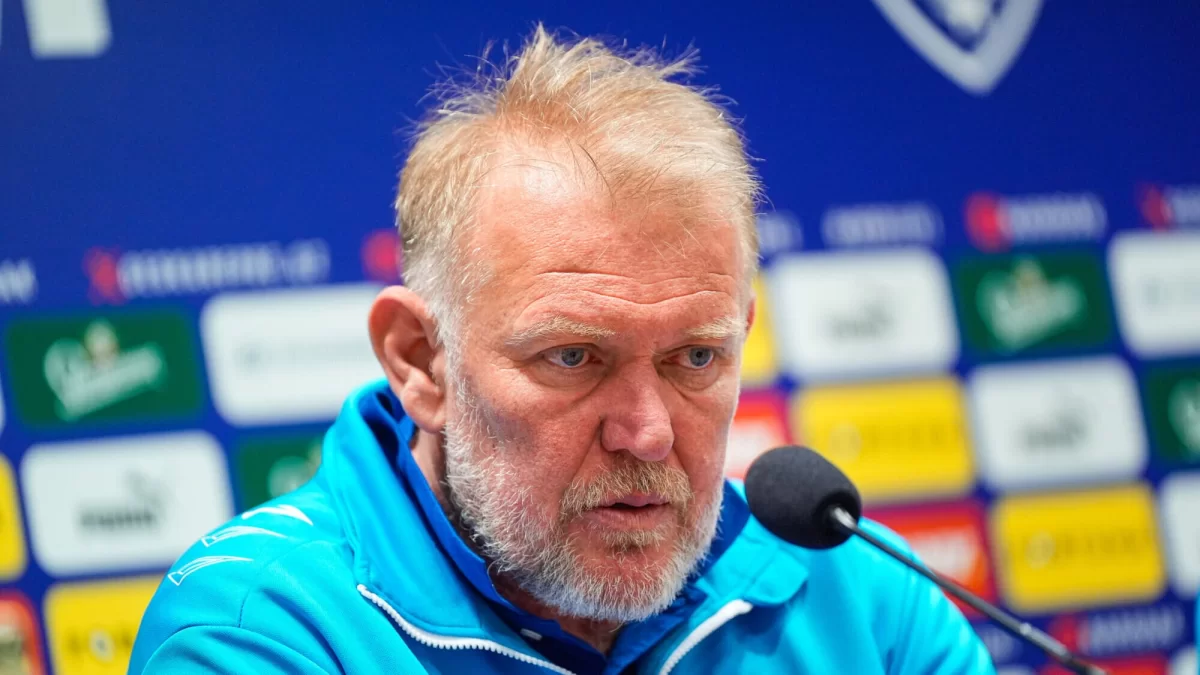 "Реал" және "Барселонаның" экс-жұлдызы Қырғызстан құрамасының тізгінін ұстады