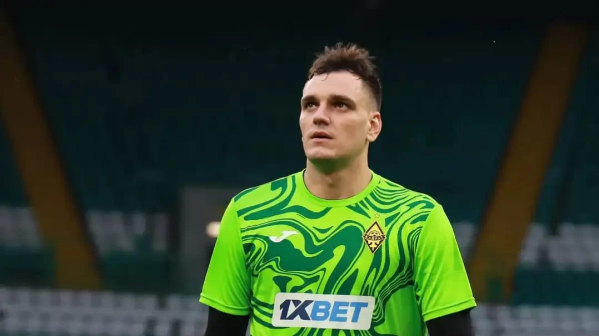 "Қайраттың" негізгі қақпашысы басқа клубқа ауысты