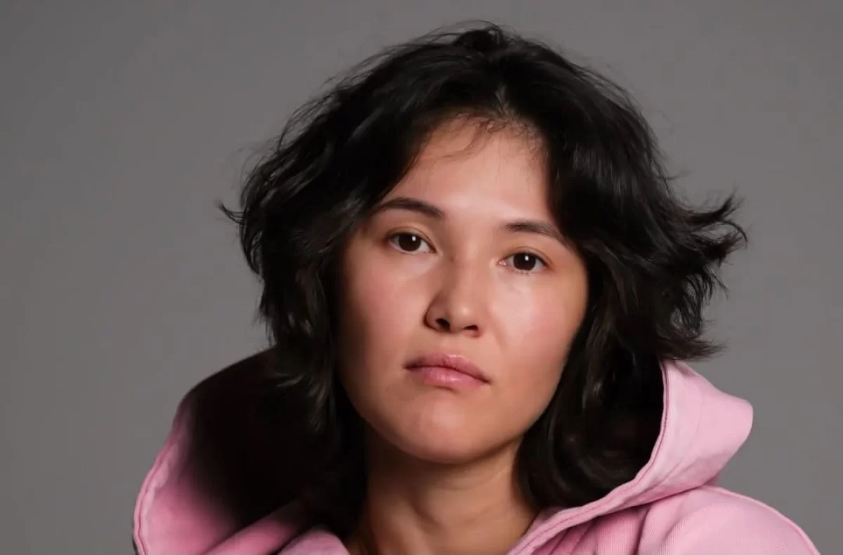 Назым Қызайбай сыйға берілген көлігін сатуға қойды