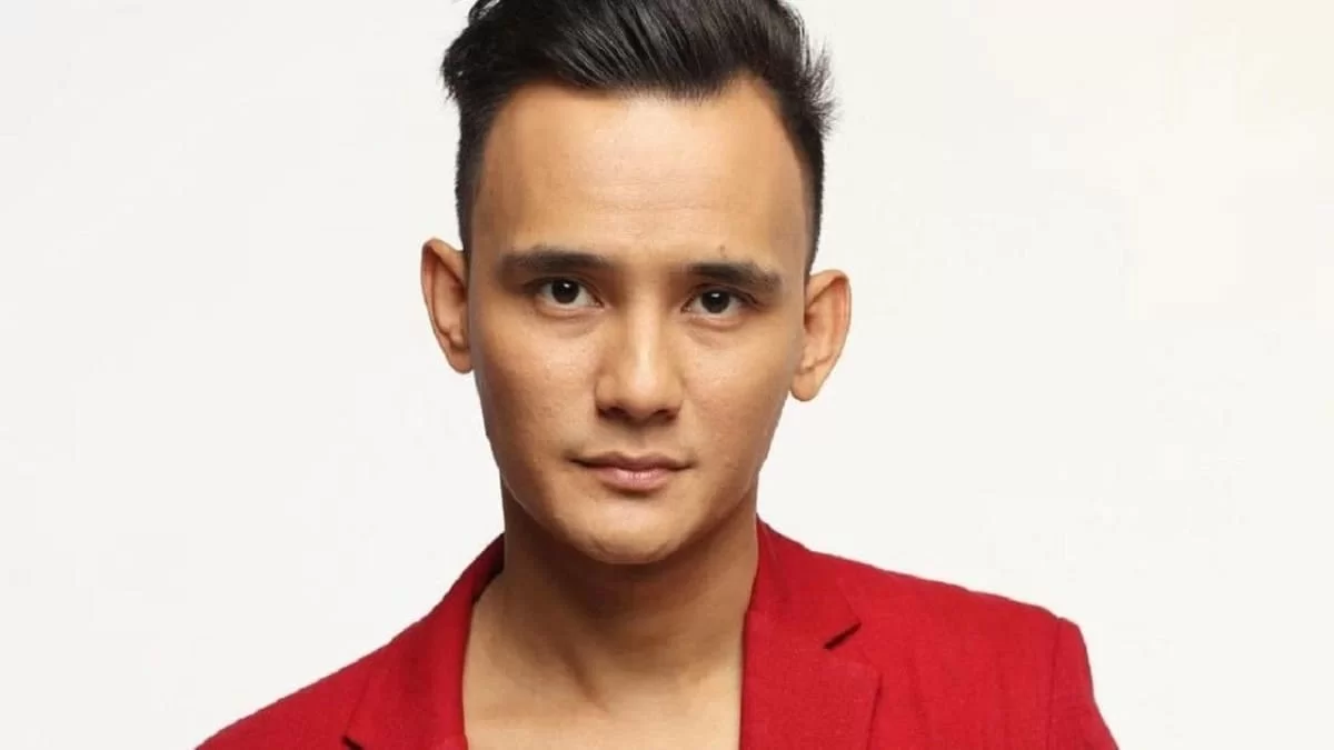 Әли Оқапов Асанәлі Әшімовпен түскен сирек видеоны көрсетті