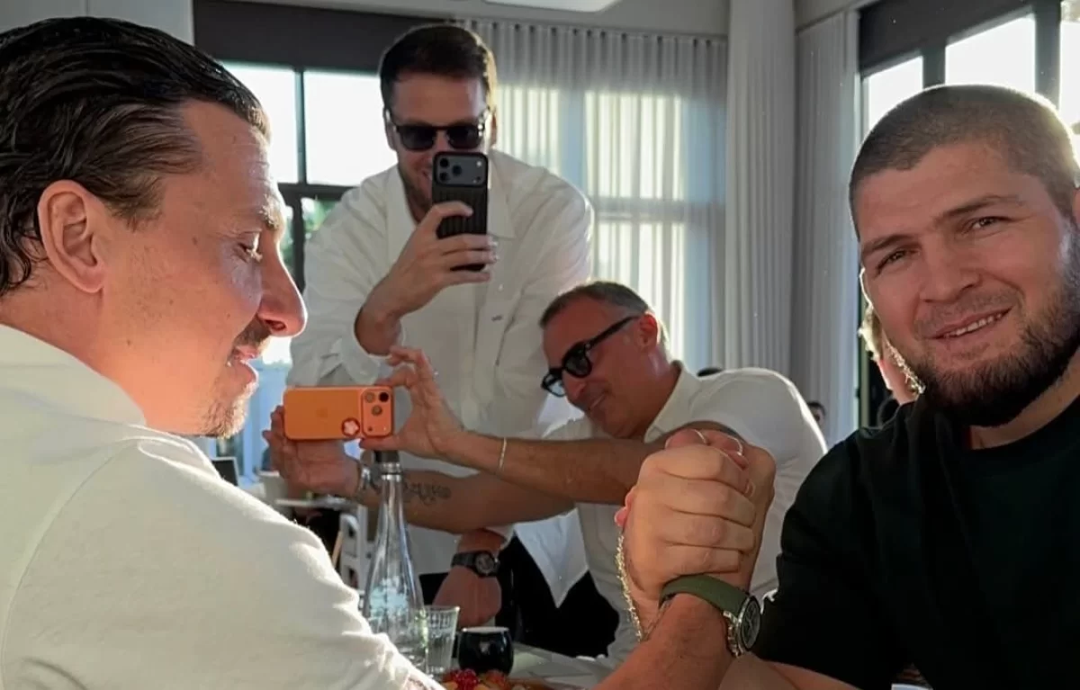 Хабиб Нурмагомедов футбол аңызымен күш сынасты (ВИДЕО)