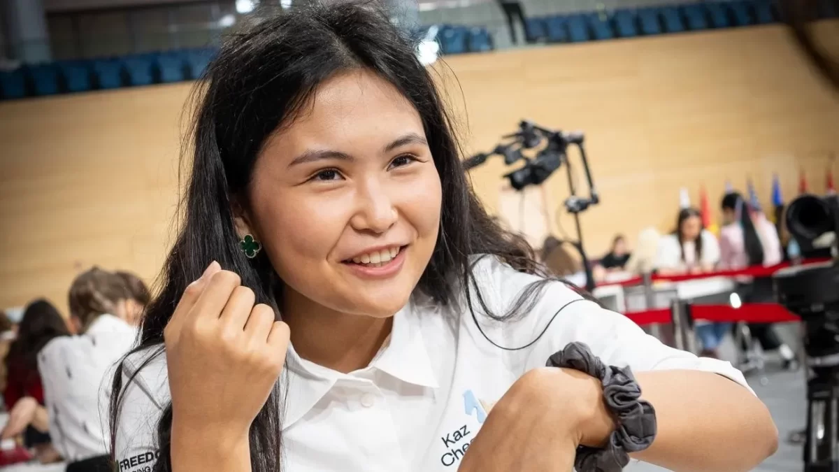 Бибісара Асаубаева 2025 жылды қорытындылады: Блицтегі әлем чемпионының жылы қалай өтті?