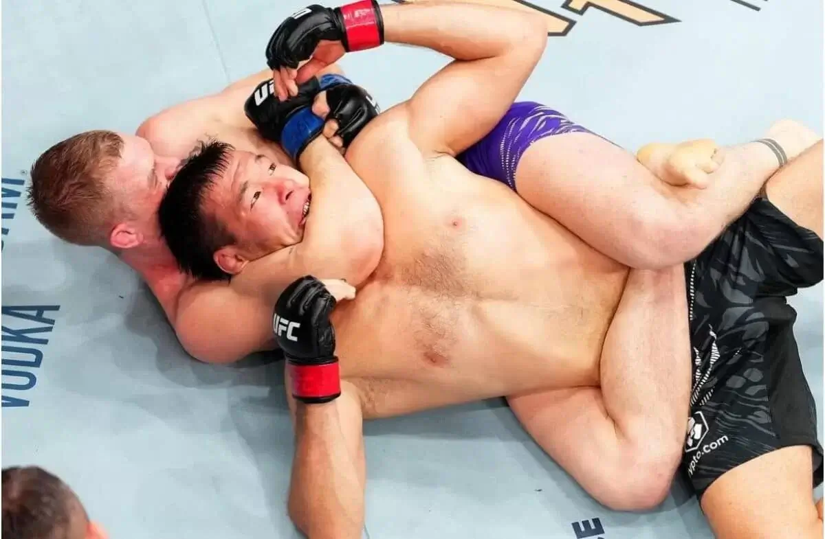 Иэн Гэрри Шавкат Рахмоновқа ресми мәлімдеме жасады