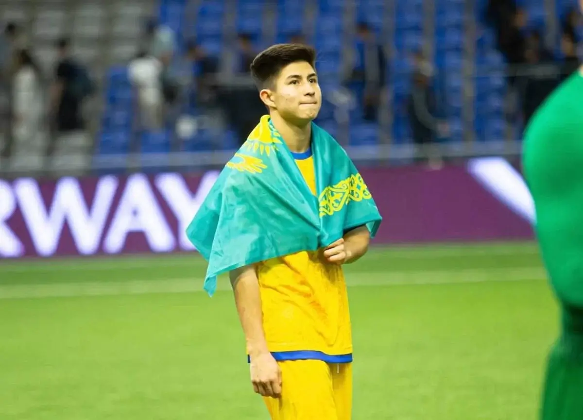 Дастан Сәтпаев "Челсидің" жаңа бапкерін білді