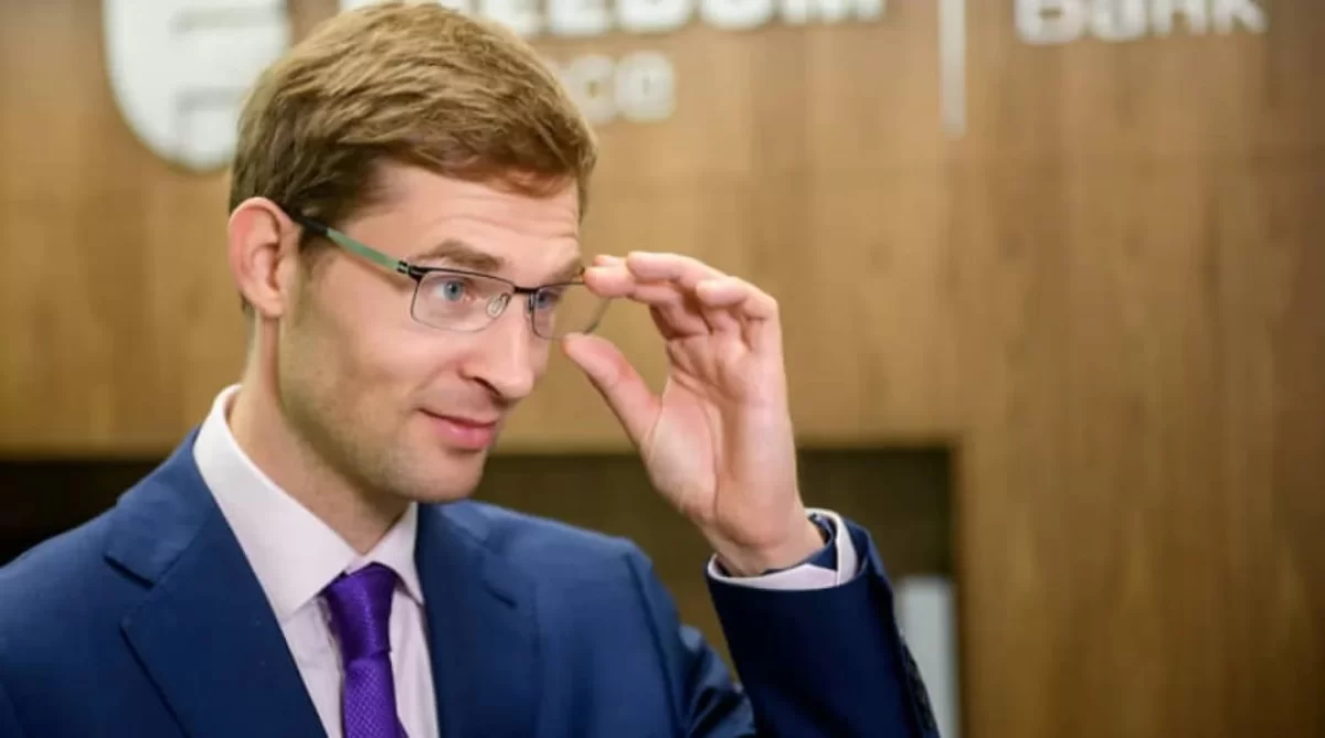 Олигарх қазақстандық клубқа "Арсенал" бапкерін жұмысқа алды