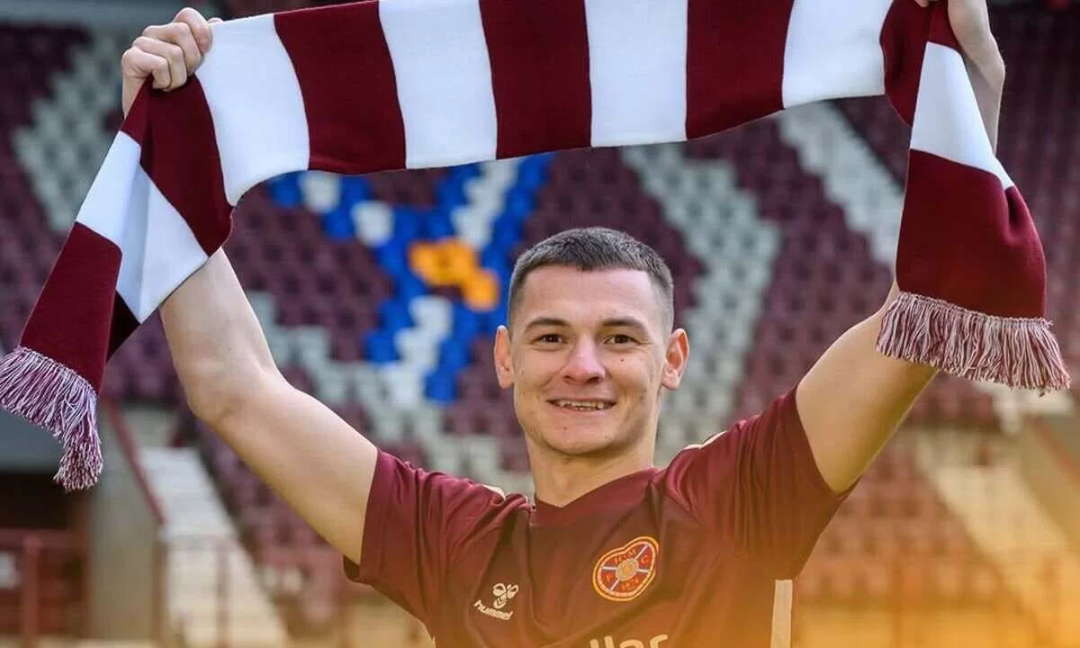 Ислам Чесноковтың "Хартстағы" жалақысы белгілі болды