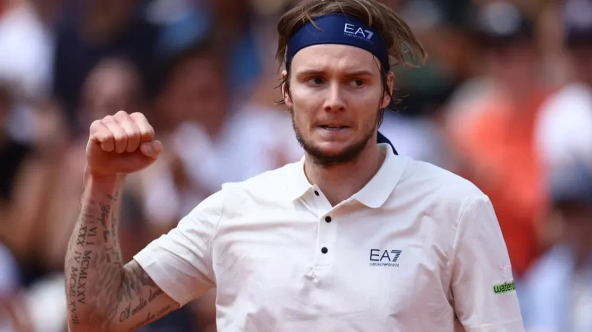 Александр Бублик Австралияда алғаш рет үшінші айналымға шықты