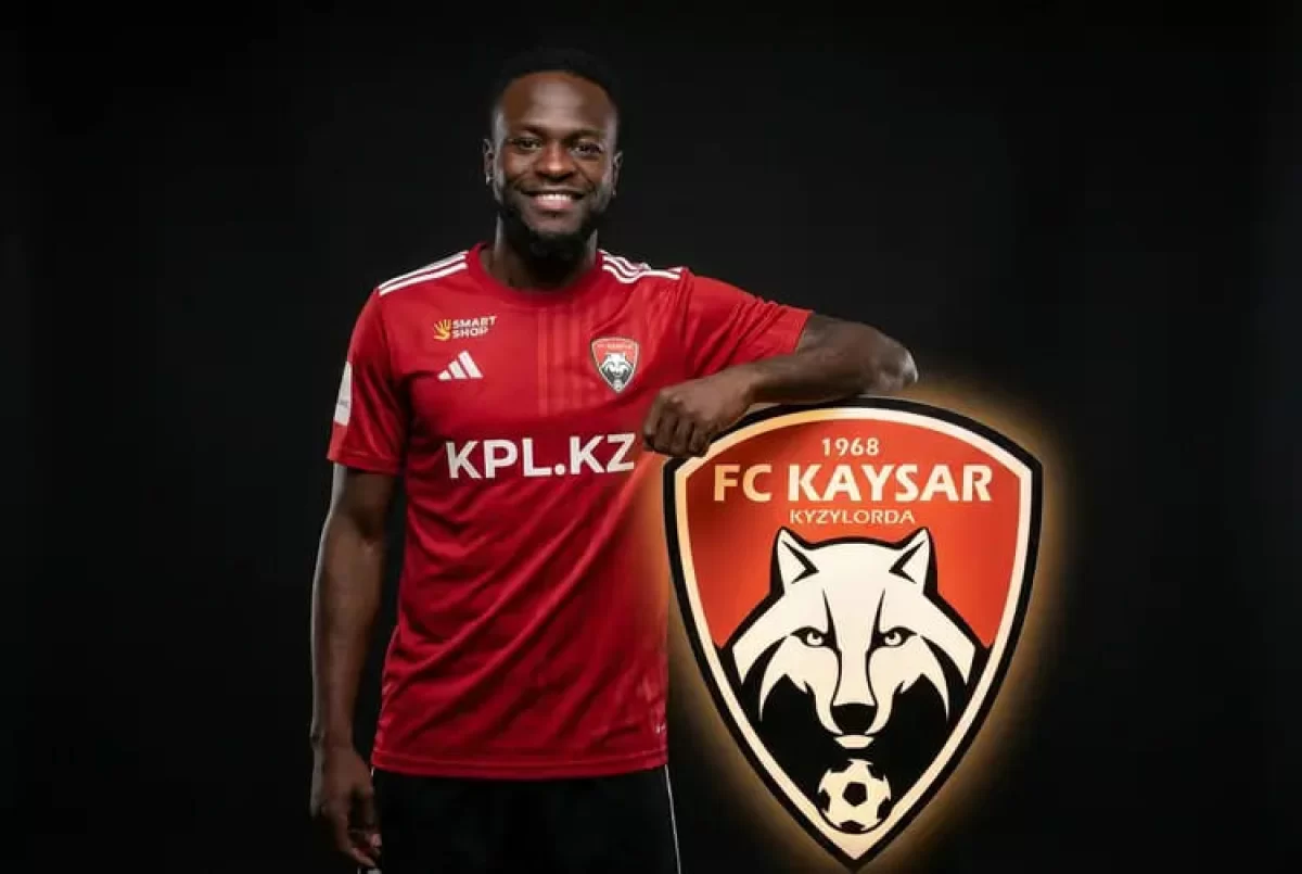 Үш есе аз: АПЛ чемпионының "Қайсардағы" жалақысы белгілі