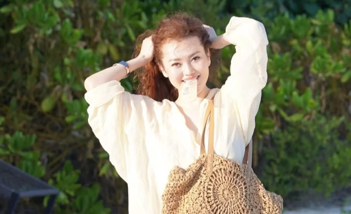 Ерке Есмахан Мальдивтегі вилласын көрсетті