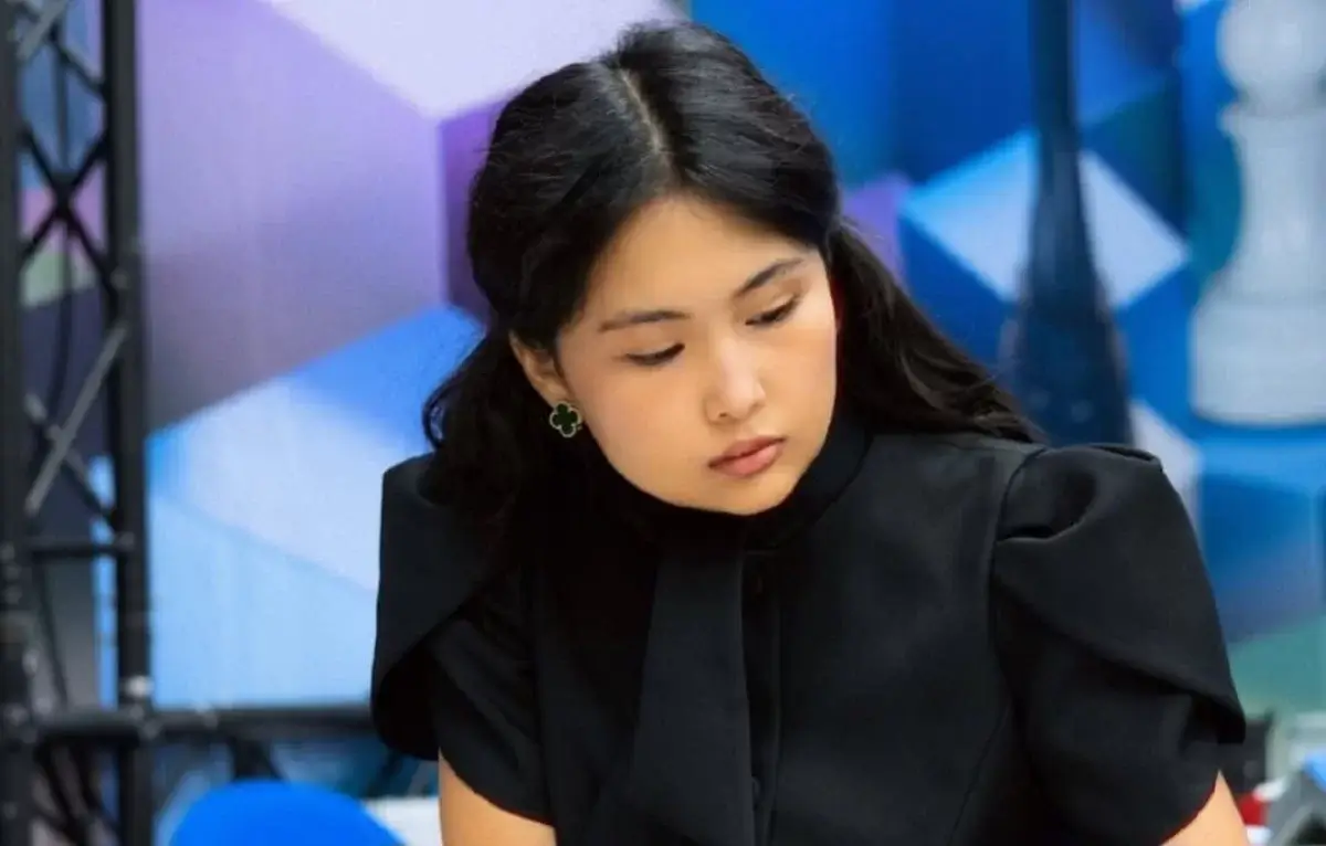 Бибісара Асаубаева ерлер арасындағы супертурнирде сенсация жасады