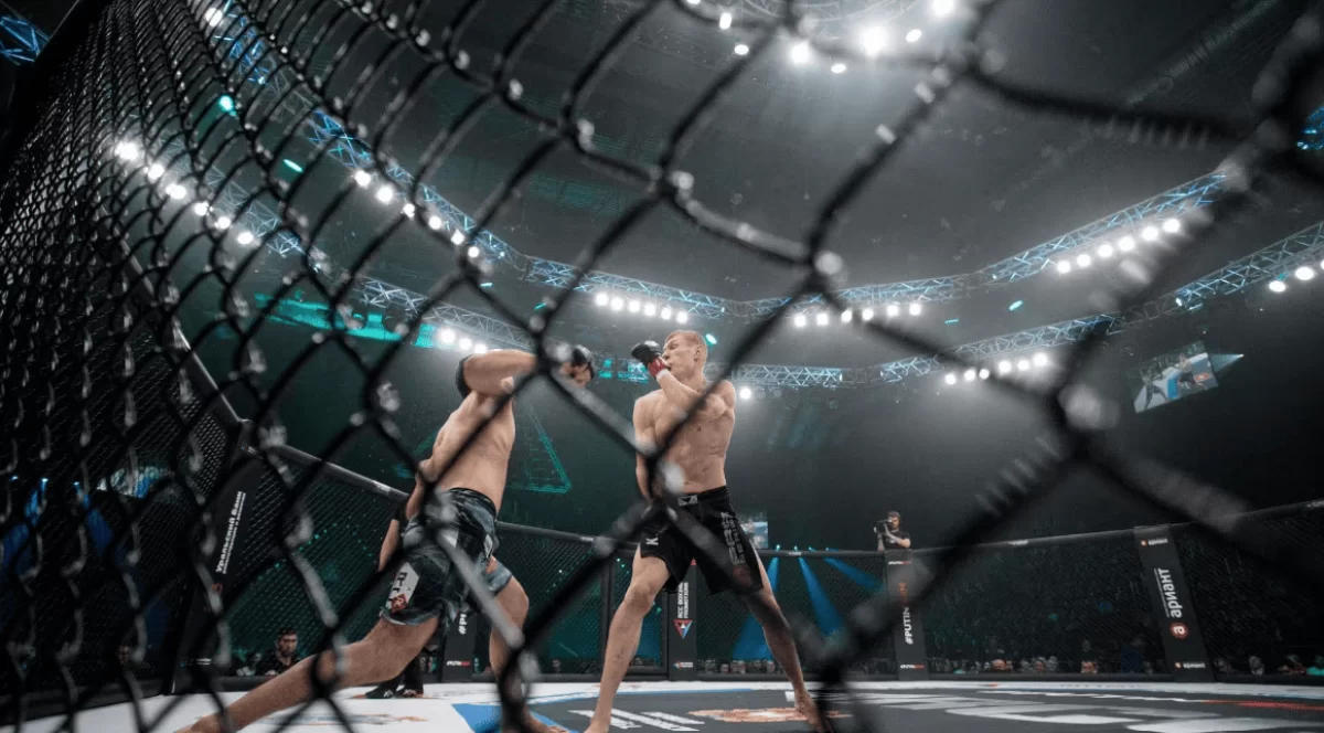 Бет-аузы қан-жоса. Қазақстандық файтер өзбекстандыққа нокаутпен жеңілді (ВИДЕО)