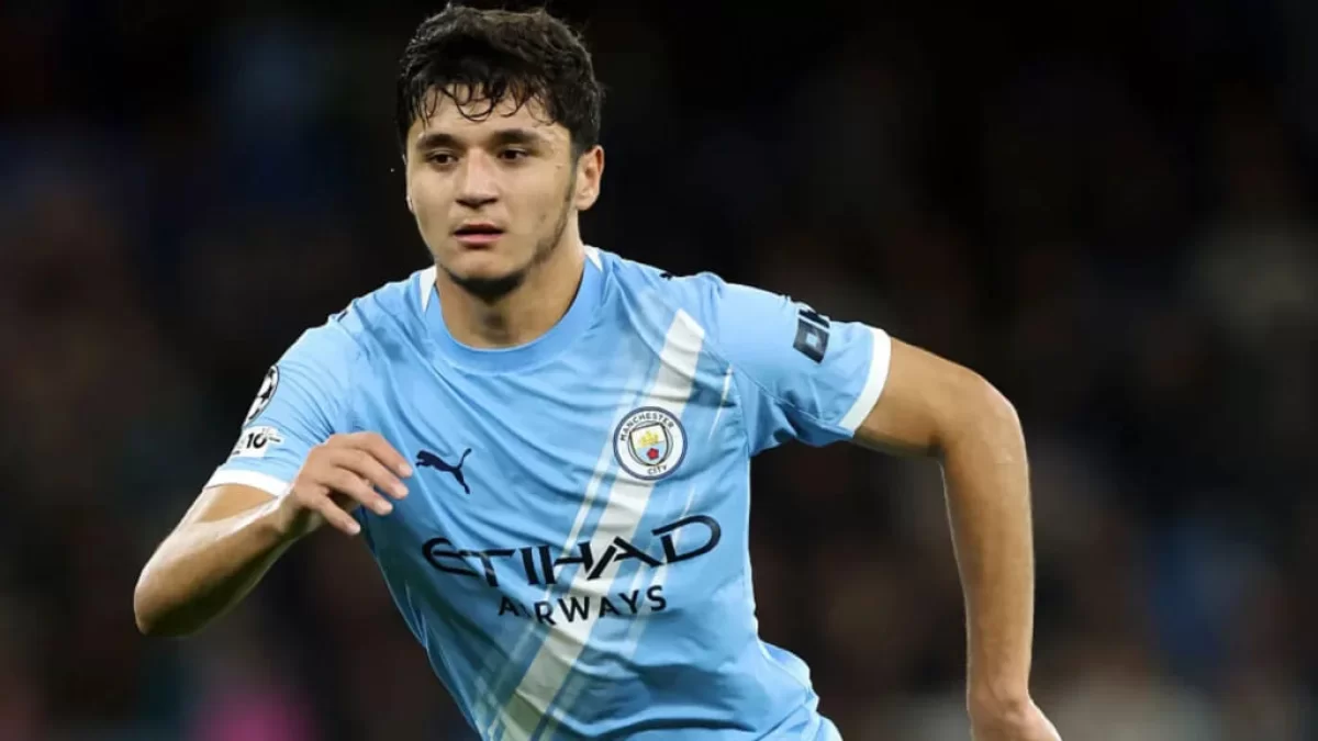 "Өзбекстанның мақтанышы": Англияда Хусановтың ойынына тәнті болды