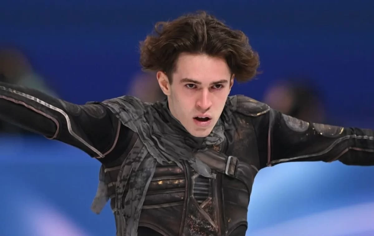 "Әлі бала сияқты, медалін құшақтап ұйықтап қалыпты": Михаил Шайдоровтың жаңа фотосы елді елжіретті