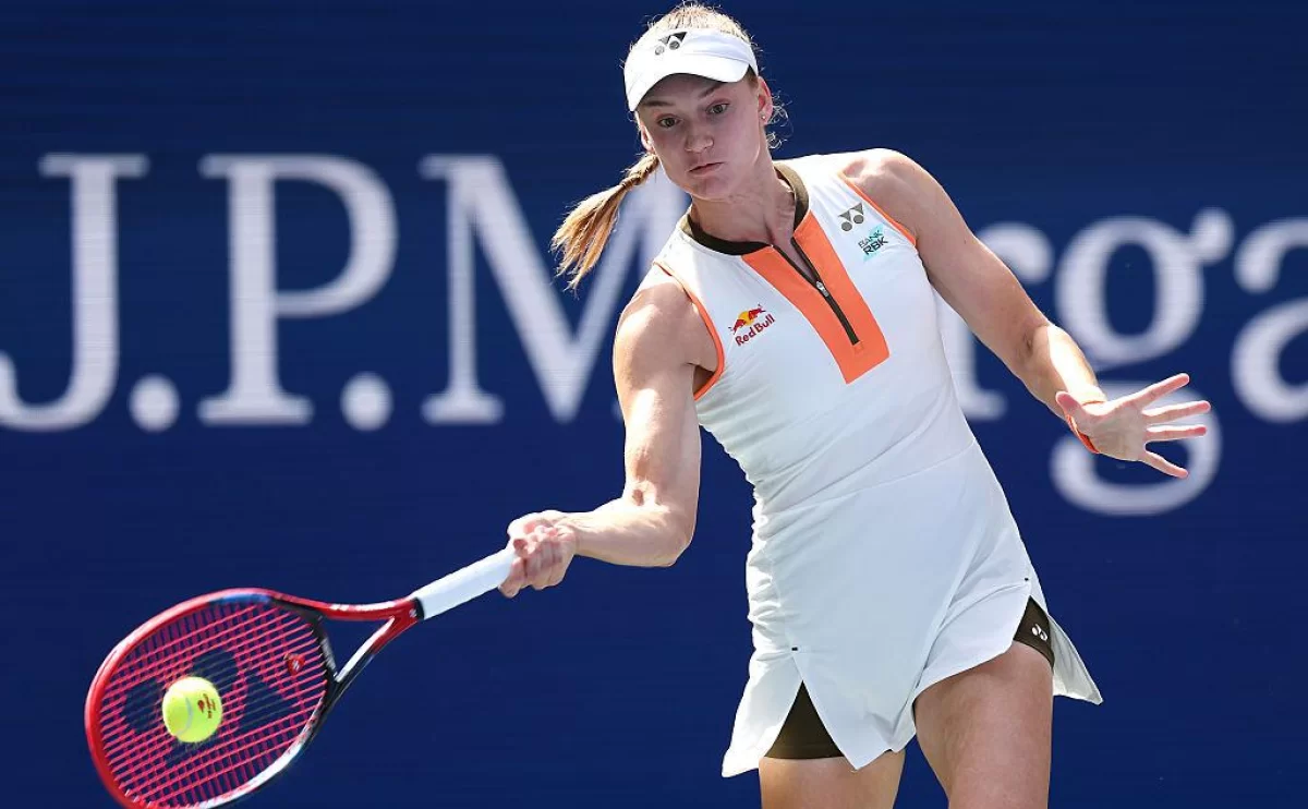 Елена Рыбакина Дубайдағы турнирді не үшін аяқтай алмады?