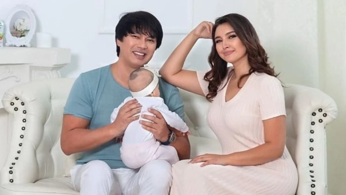 "Балаларды үйде қалдырдық": Беркут Аишаны демалысқа алып кетті