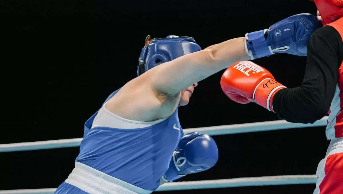 Қазақстандық боксшы 55-секундта нокаут жасап, финалға шықты (ВИДЕО)