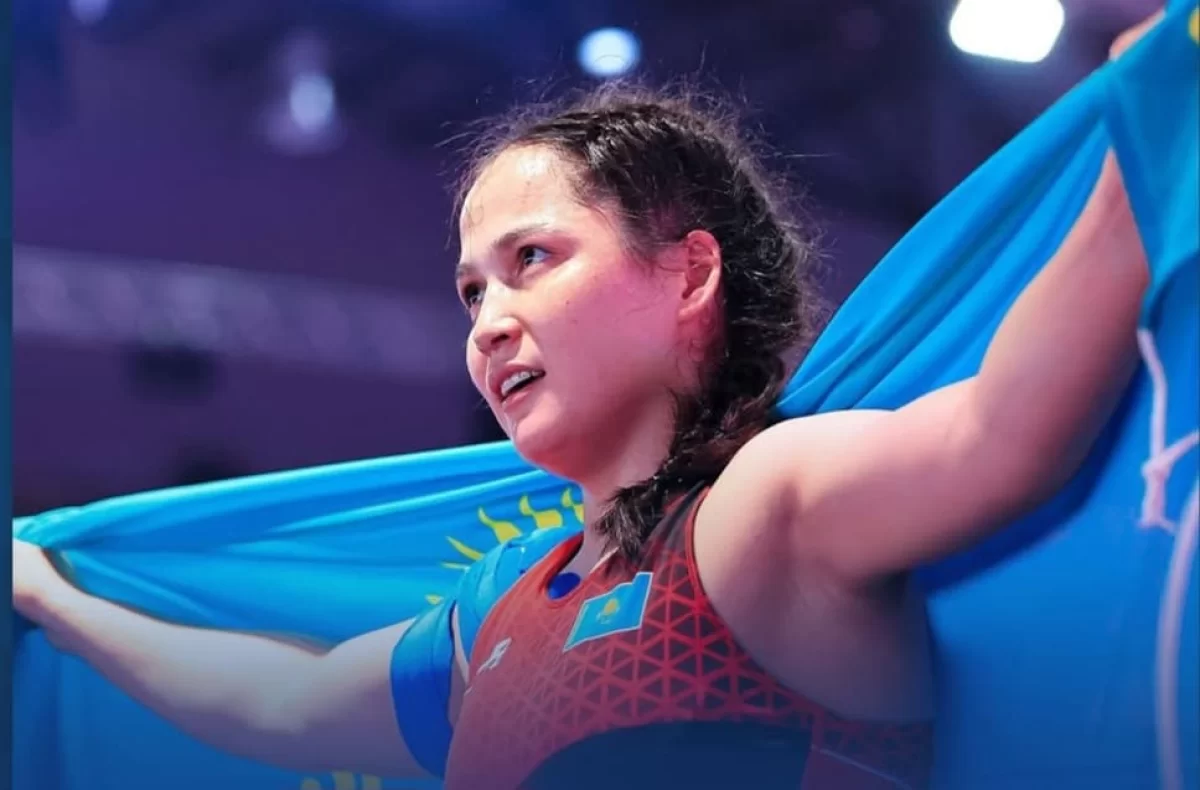 Қазақстанның атақты балуаны байрақты турнирдің финалында қырғызстандықты ойсырата жеңді