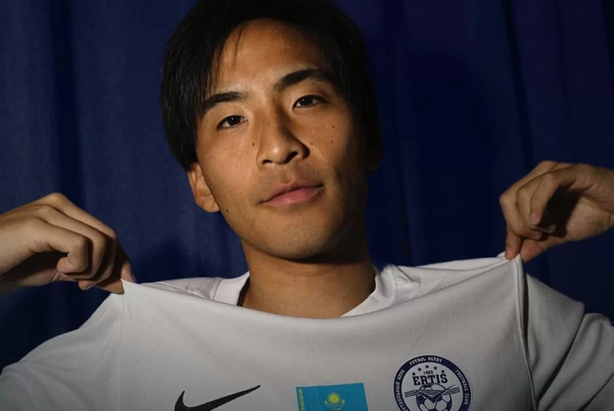 "Ертіс" жапониялық жартылай қорғаушымен келісім жасады