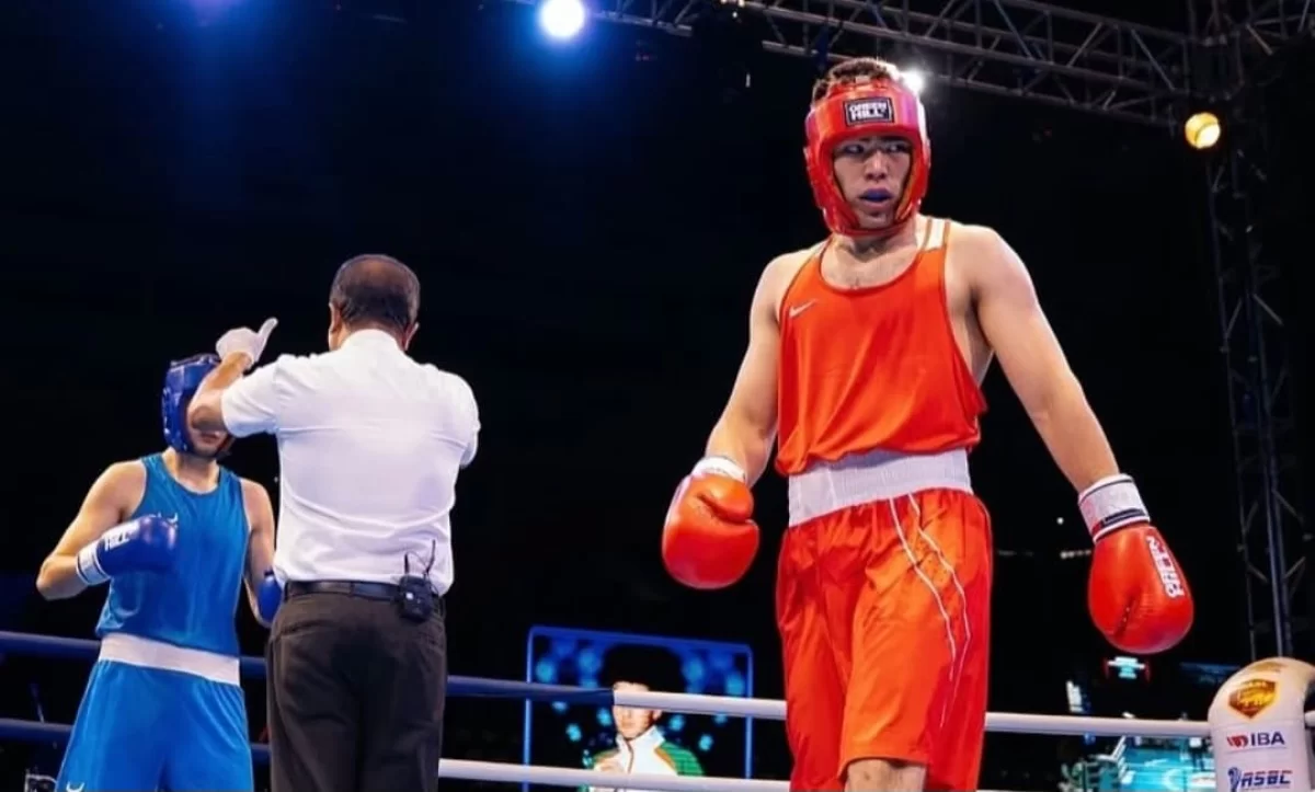 Қазақ боксшысы қарсыласын алғашқы раундта нокаутқа жіберіп, медаль иеленді (ВИДЕО)