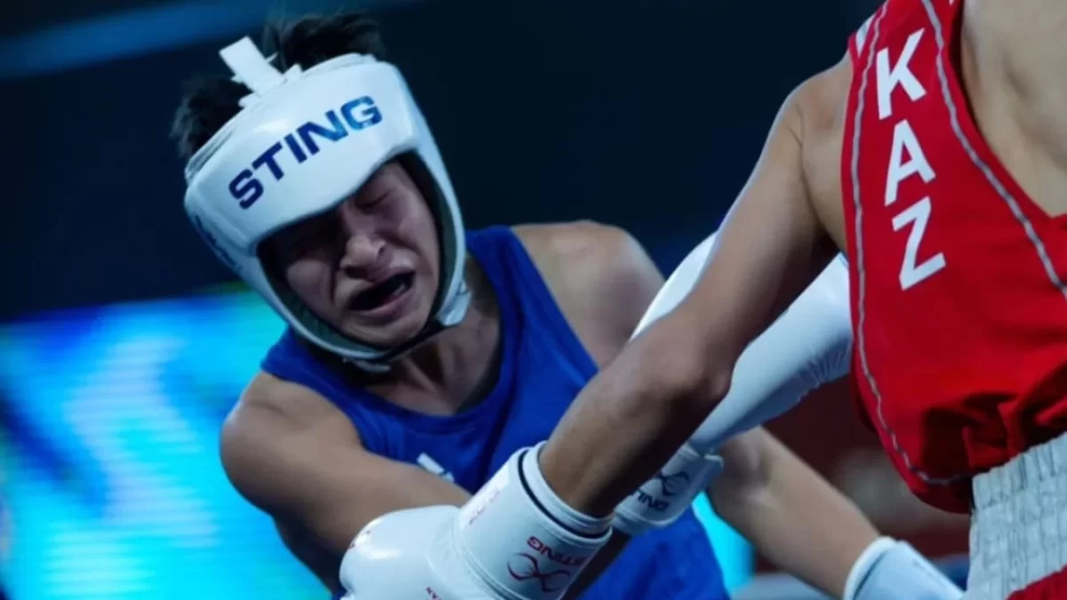 Бангкокте тағы бір қазақ боксшысының айбыны асты (ВИДЕО)