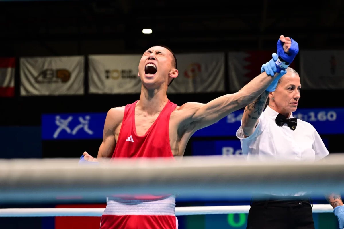 Сегіз боксшысымыз тарихи турнирде "алтын" үшін айқасады