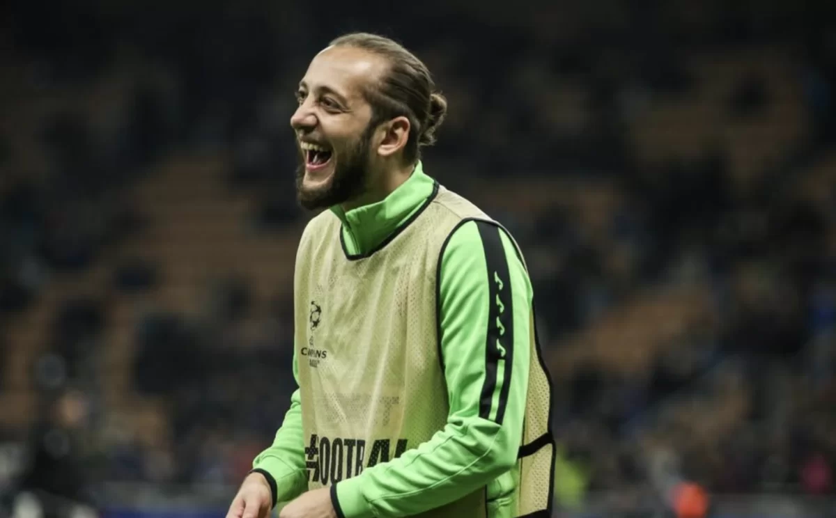 Жасанды алаңнан шаршады ма? Зариа "Қайраттан" неге кеткенін айтты